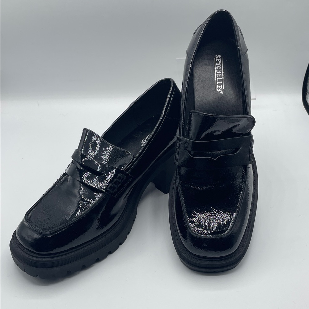 Seychelles Women's Black Loafers Size 9.5